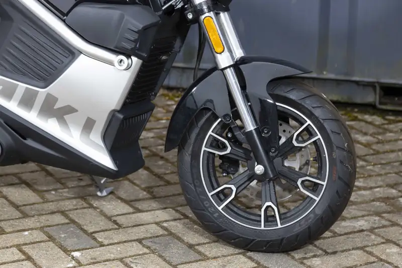 2022 Sunra MIKU SUPER Electric Scooter-Sold