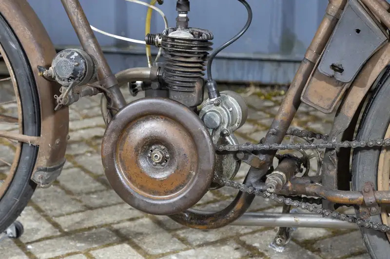 c.1933 Motobécane Type B1-V Light Solo 100cc-Sold