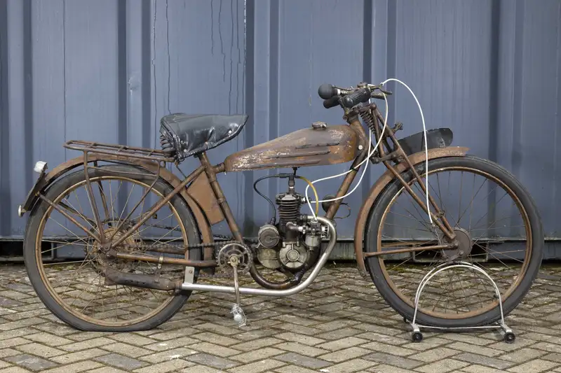 c.1933 Motobécane Type B1-V Light Solo 100cc-Sold