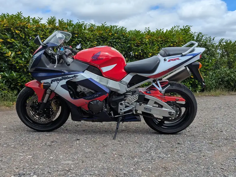2000 Honda FireBlade CBR900R (SC44) 929cc-Sold