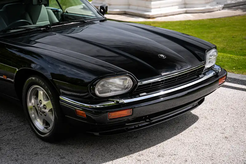 Iconic Auctioneers | 1994 Jaguar XJS 4.0-Litre Convertible
