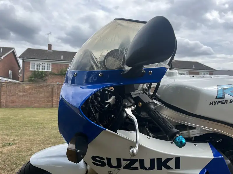 1993 Suzuki GSX-R 750 'Slabside' (Model G) 749cc-Sold