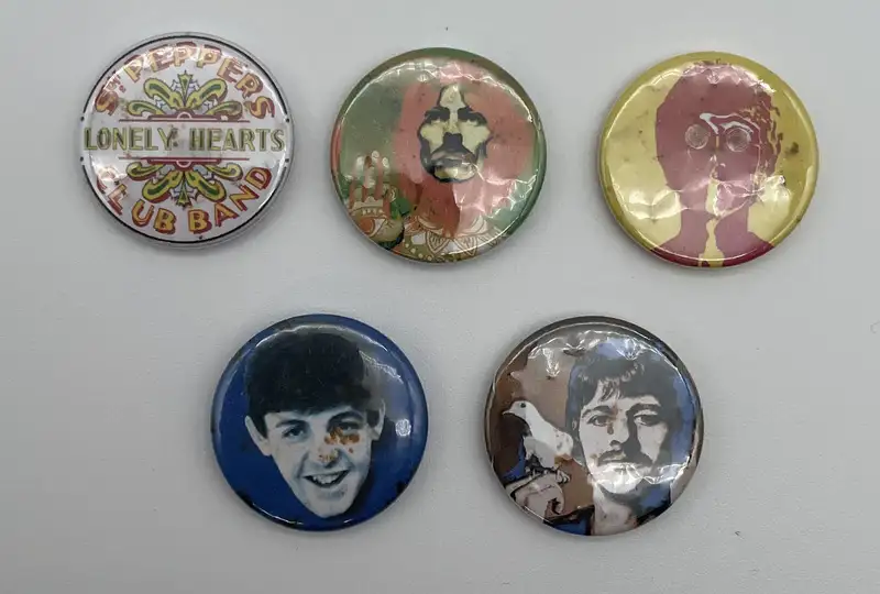 Set of Fine and Original Beatles Lapel Badges-For Sale