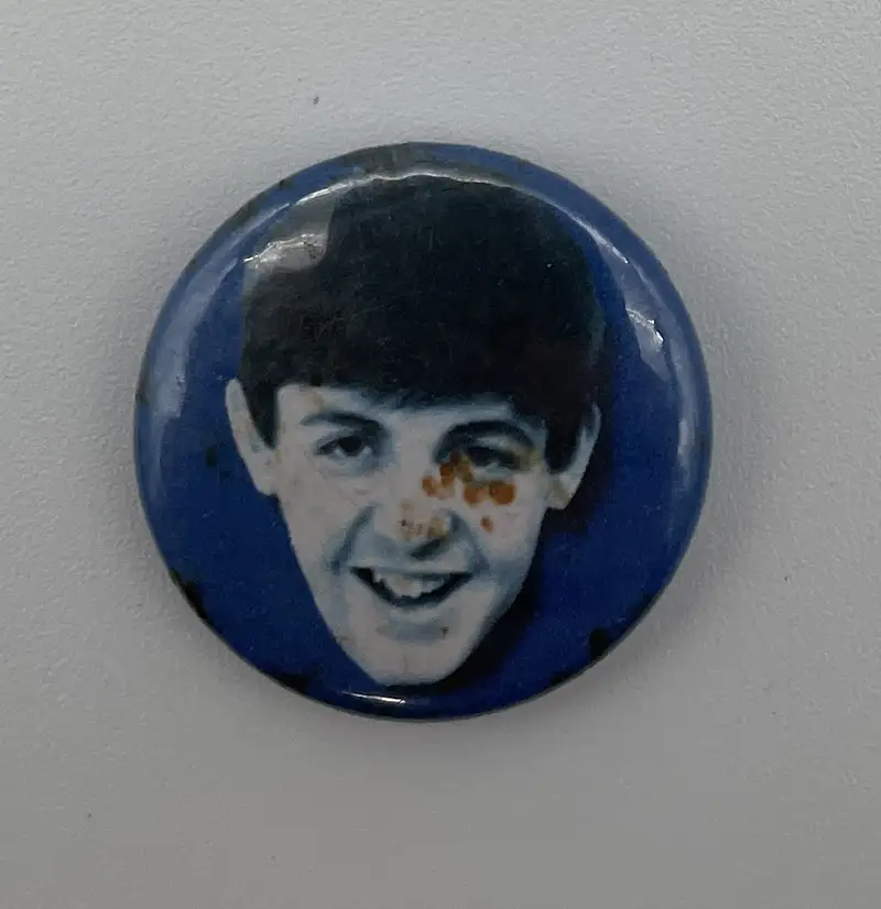 Set of Fine and Original Beatles Lapel Badges-For Sale