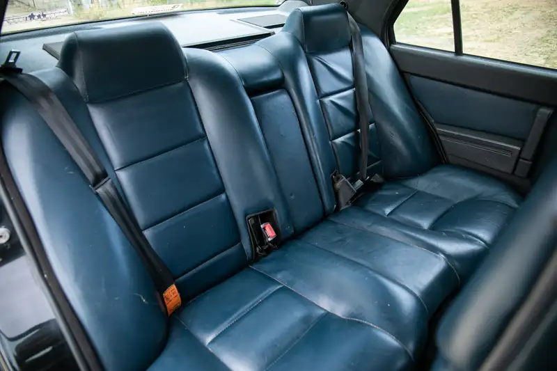 1989 Alfa Romeo 75 V6 3.0 Veloce - Ex-Top Gear car Driven by-For Sale