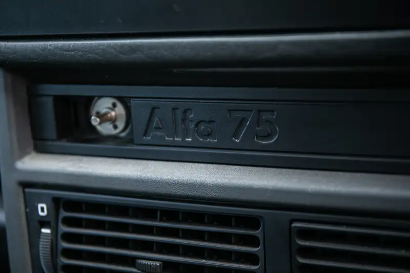 1989 Alfa Romeo 75 V6 3.0 Veloce - Ex-Top Gear car Driven by-For Sale
