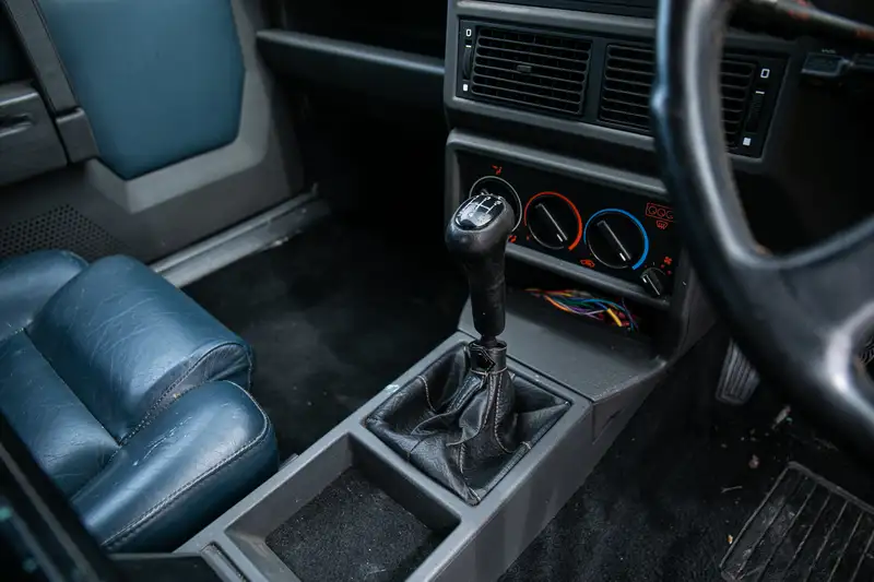 1989 Alfa Romeo 75 V6 3.0 Veloce - Ex-Top Gear car Driven by-For Sale