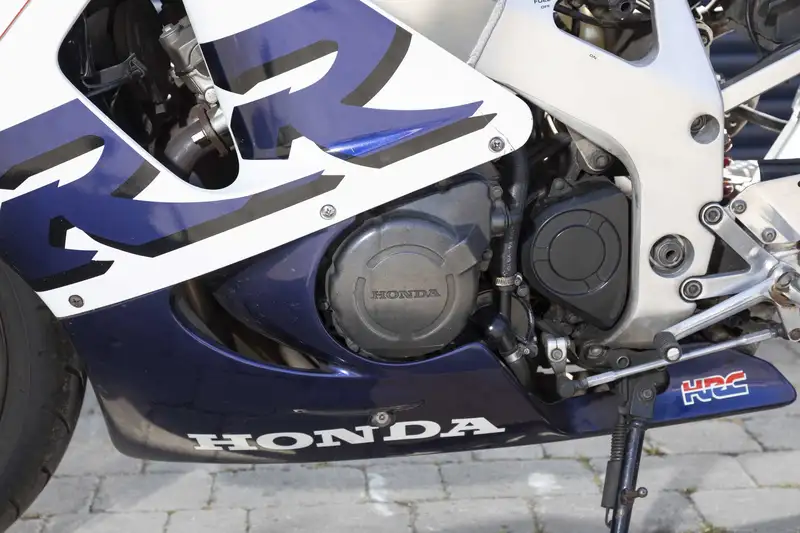 1999 Honda Fireblade CBR900RR (SC33) 918cc-Sold