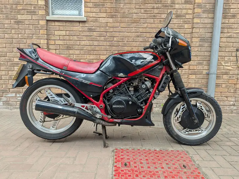 1983 Honda VT250F Integra 248cc-Sold