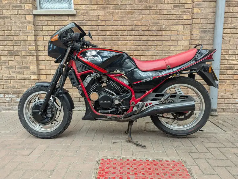 1983 Honda VT250F Integra 248cc-Sold