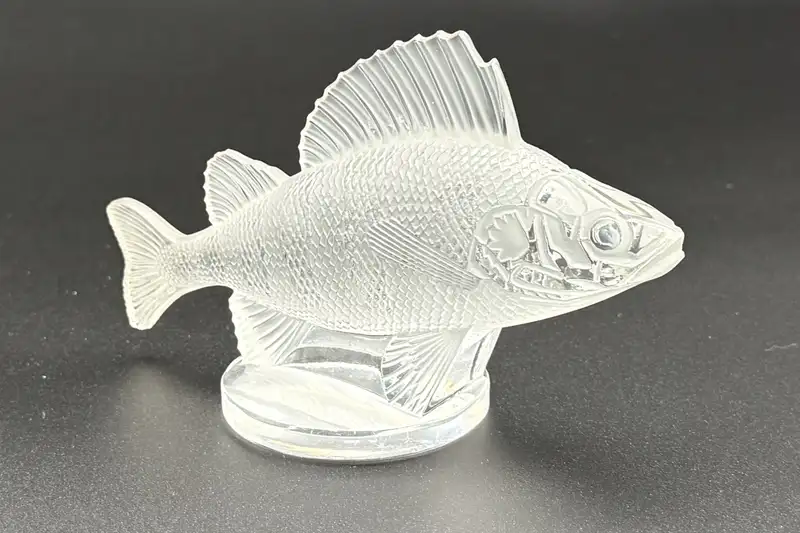 'Perche' Mascot by René Lalique in Opalescent Glass-For Sale