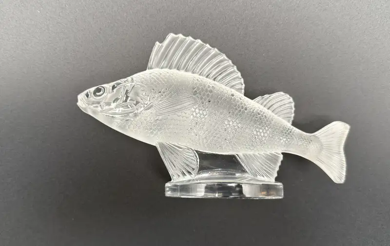 'Perche' Mascot by René Lalique in Opalescent Glass-For Sale