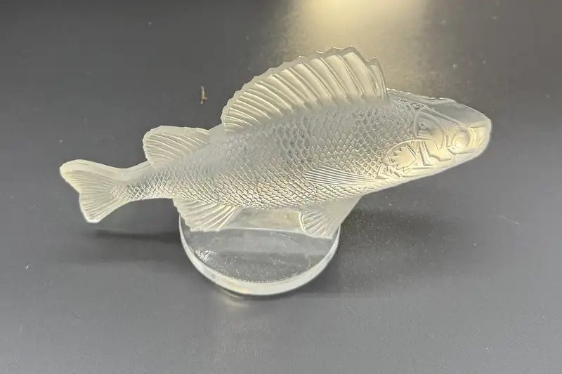 'Perche' Mascot by René Lalique in Opalescent Glass-For Sale