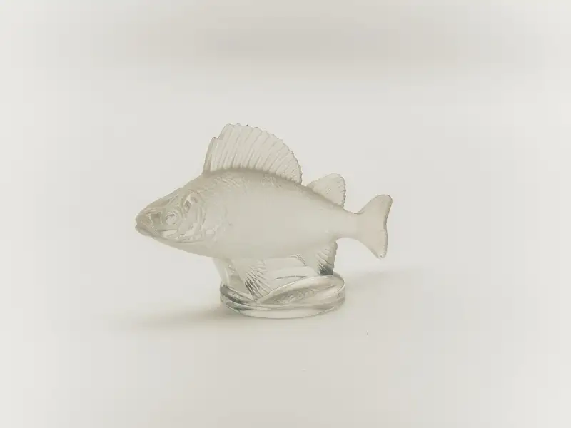 'Perche' Mascot by René Lalique in Opalescent Glass-For Sale