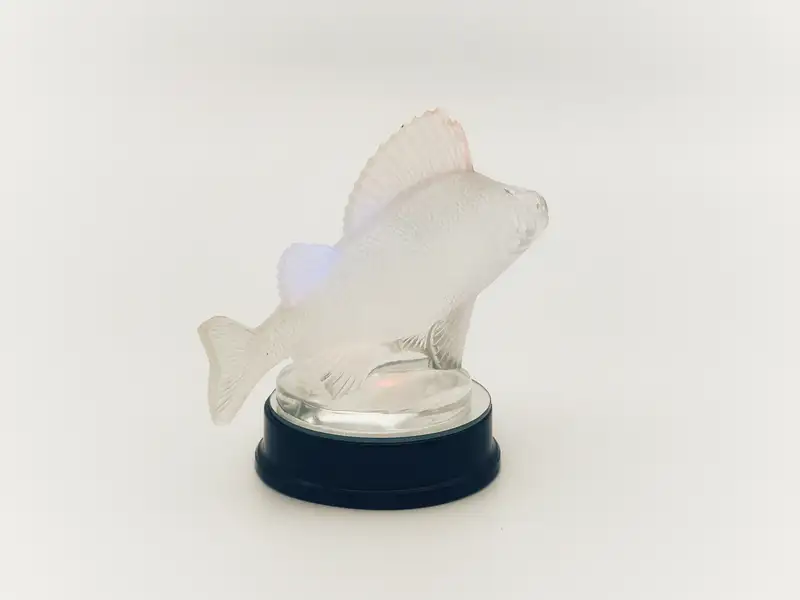 'Perche' Mascot by René Lalique in Opalescent Glass-For Sale