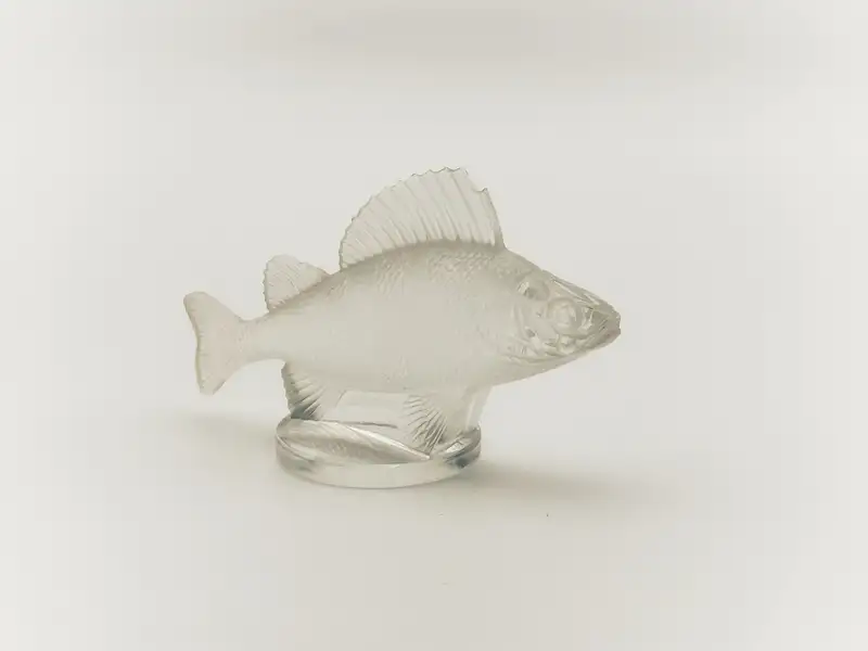 'Perche' Mascot by René Lalique in Opalescent Glass-For Sale