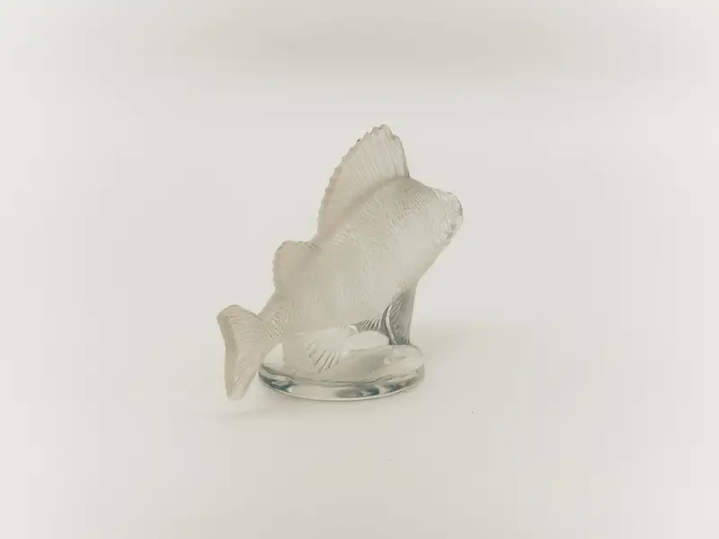 'Perche' Mascot by René Lalique in Opalescent Glass-For Sale