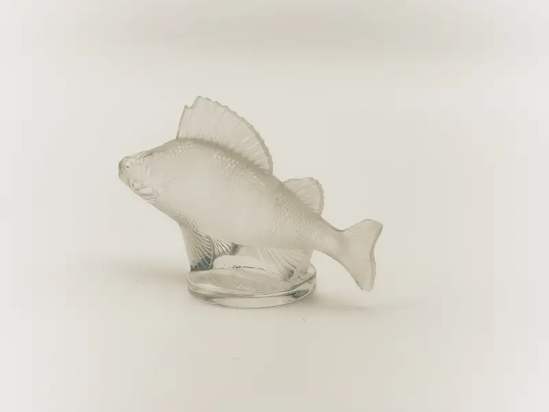 'Perche' Mascot by René Lalique in Opalescent Glass-For Sale