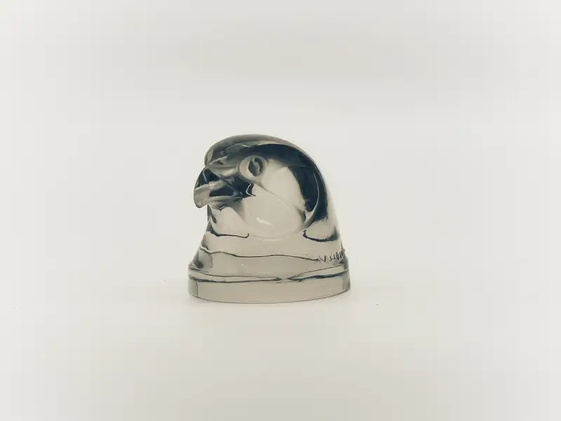 'Hawks Head' Mascot by René Lalique-For Sale