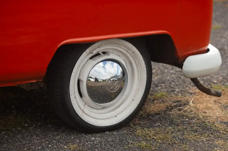1966 Volkswagen Splitscreen Camper-Sold