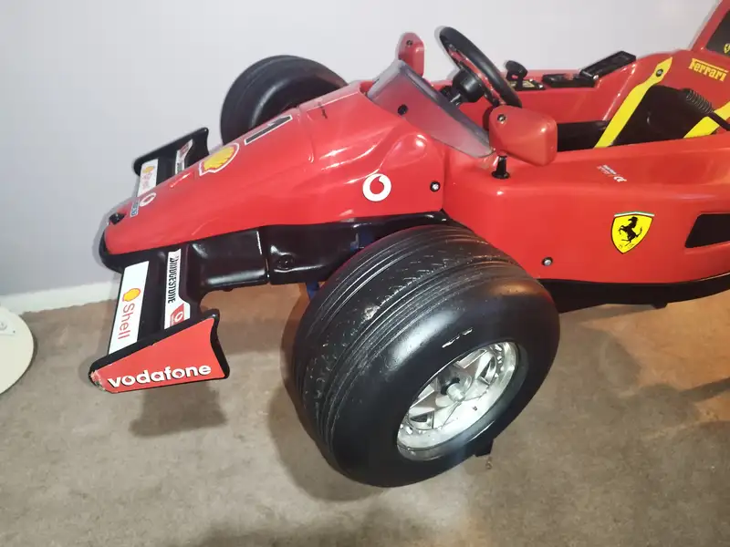 Iconic Auctioneers | 'Ferrari' Formula 1-Style Children's Electric