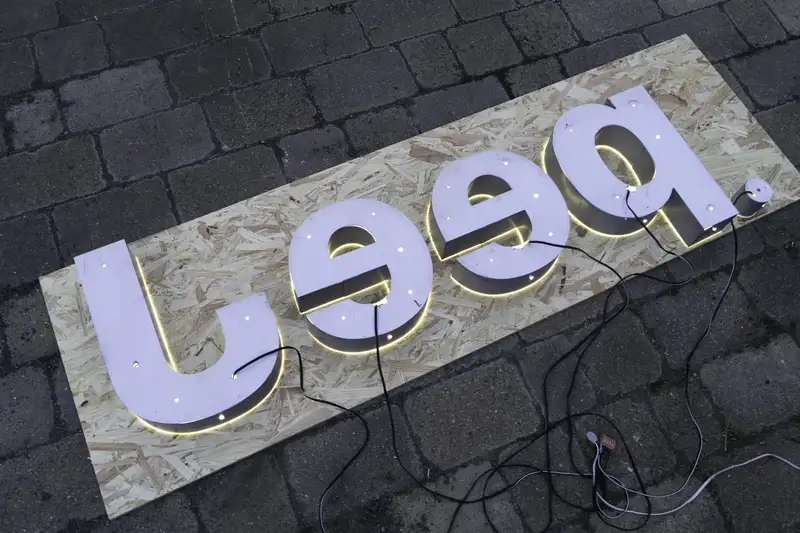 Jeep Dealership Illuminated Letters Sign-For Sale