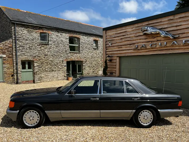 1986 Mercedes-Benz 560 SEL (W126)-For Sale