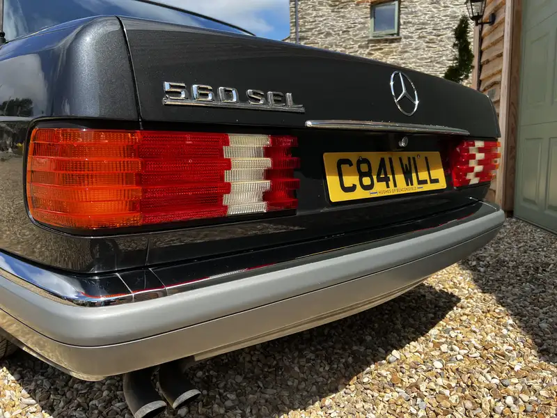 1986 Mercedes-Benz 560 SEL (W126)-Sold