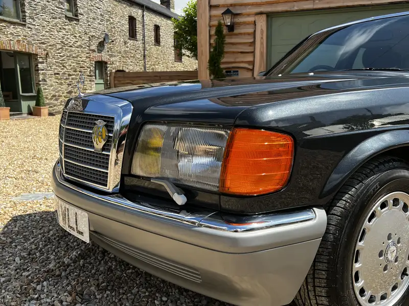 1986 Mercedes-Benz 560 SEL (W126)-For Sale