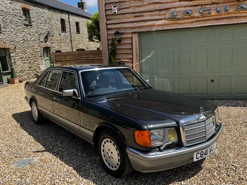 1986 Mercedes-Benz 560 SEL (W126)-For Sale
