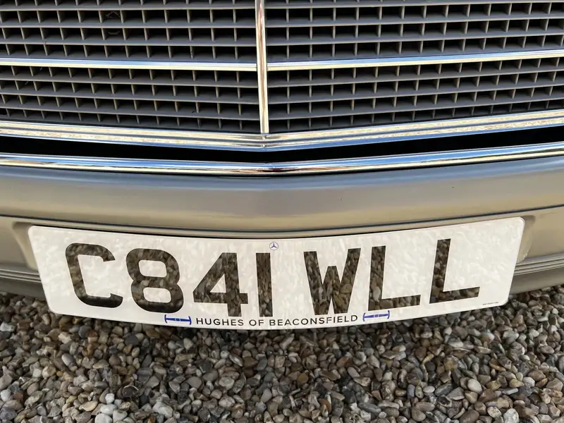 1986 Mercedes-Benz 560 SEL (W126)-For Sale