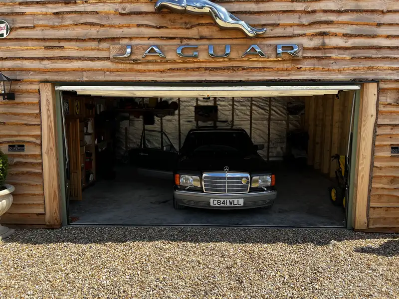 1986 Mercedes-Benz 560 SEL (W126)-For Sale