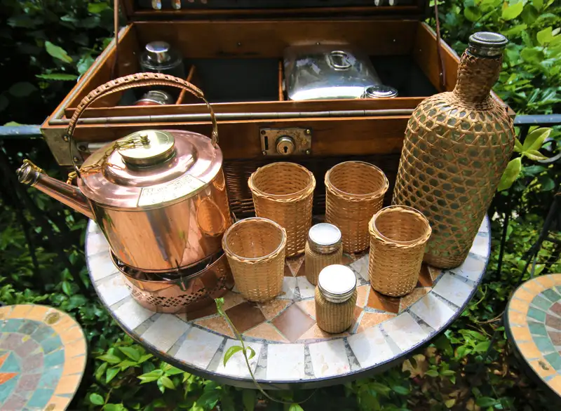 1905 Asprey Fine Wicker and Oak Cased Four Person Gigantic P-For Sale