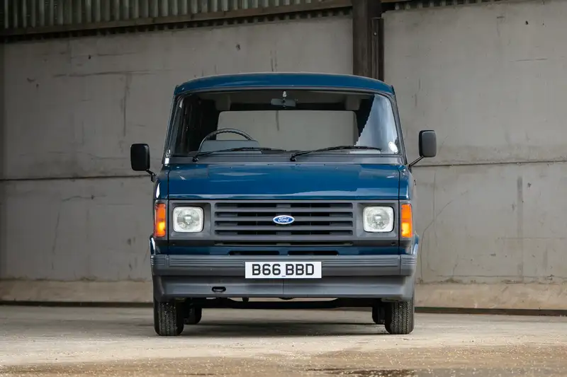 1984 Ford Transit Mk2 Minibus Custom - 10,000 miles -For Sale