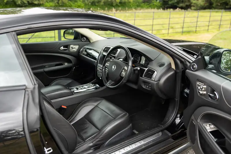 2011 Jaguar XKR Coupé-For Sale