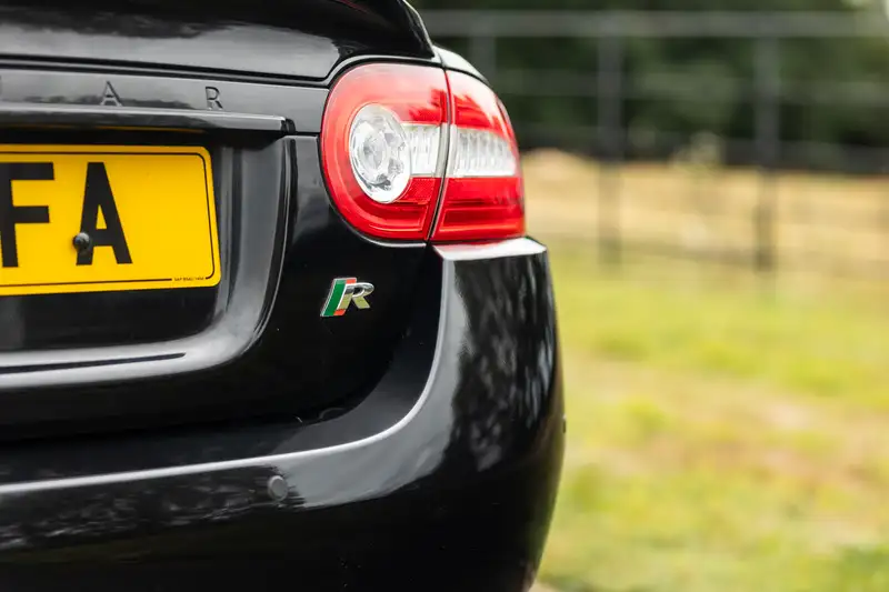 2011 Jaguar XKR Coupé-For Sale