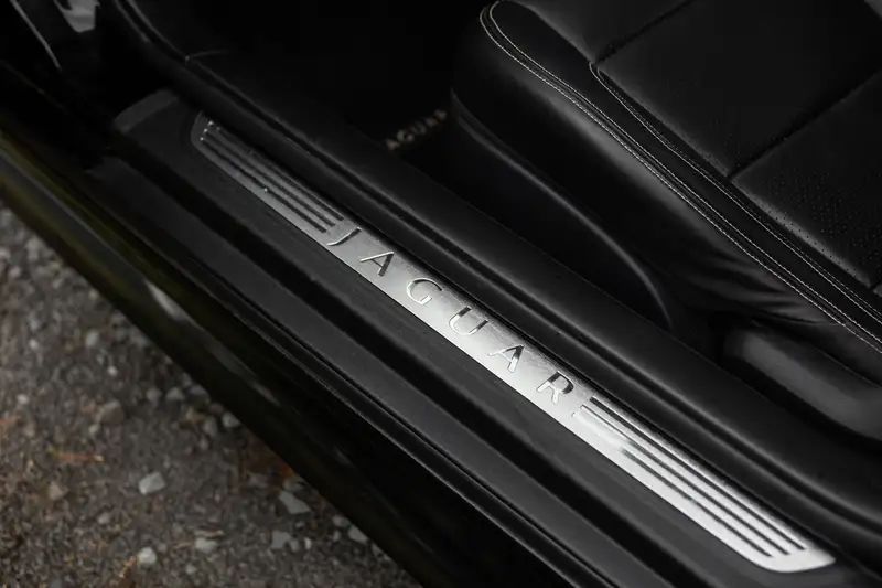 2011 Jaguar XKR Coupé-For Sale