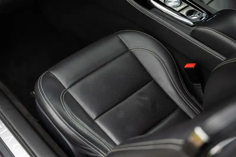 2011 Jaguar XKR Coupé-For Sale