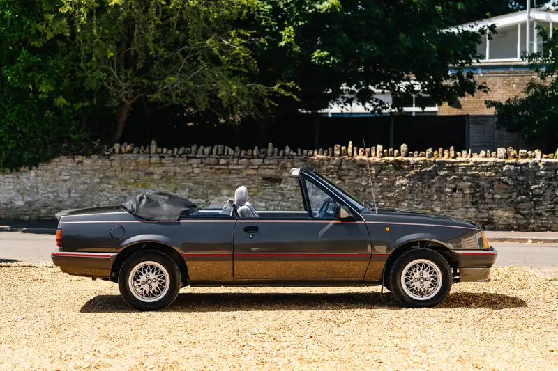1986 Vauxhall Cavalier 1.8 Cabriolet-For Sale
