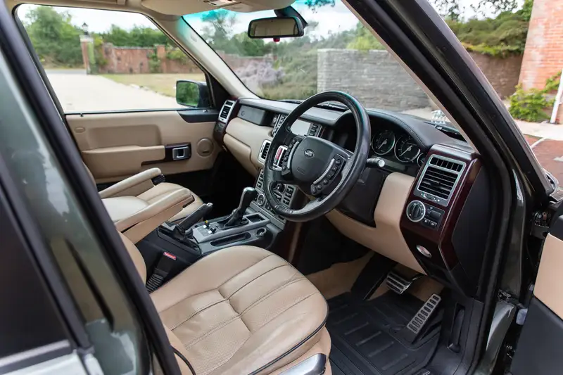 2006 Land Rover Range Rover 4.2 Supercharged Vogue SE (L322)-For Sale