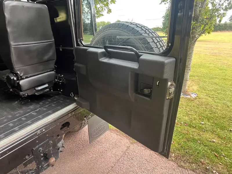 2010 Land Rover Defender 90 2.4 TDCi Hard Top-For Sale