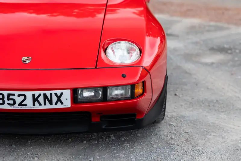 Iconic Auctioneers | 1986 Porsche 928 S2.5 (Manual)-Sold