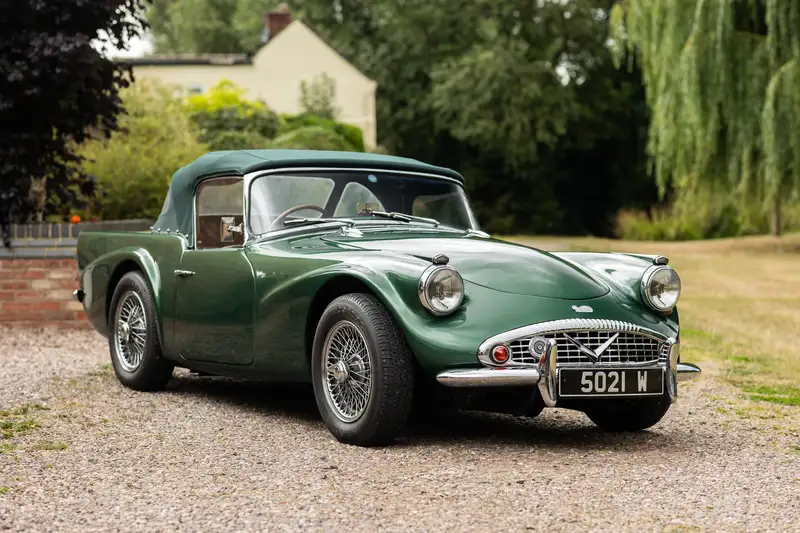 Iconic Auctioneers | 1960 Daimler SP250 'Dart' A Spec-Sold