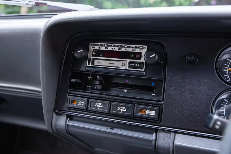 1983 Ford Capri 2.8 Injection-For Sale
