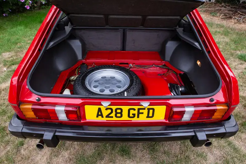 1983 Ford Capri 2.8 Injection-For Sale