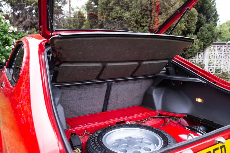 1983 Ford Capri 2.8 Injection-For Sale