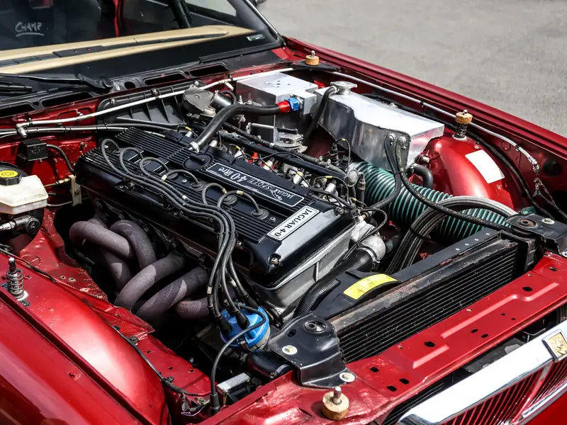 1994 Jaguar XJ40 Race Car -For Sale