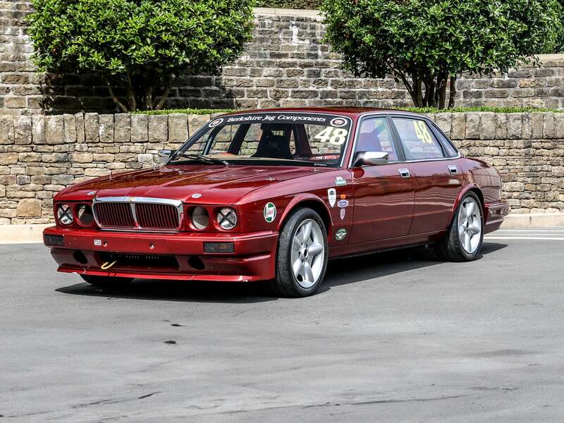 1994 Jaguar XJ40 Race Car