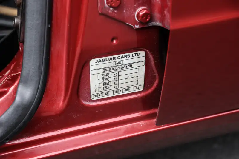 1994 Jaguar XJ40 Race Car -For Sale