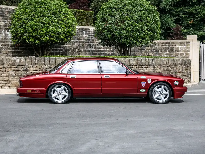 1994 Jaguar XJ40 Race Car -For Sale